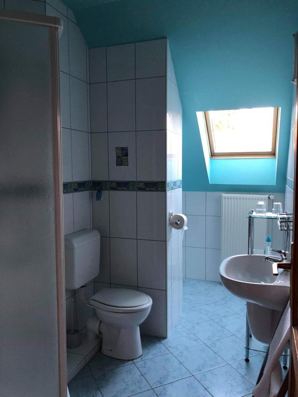 Kristaly Apartmanhaz Sarvar Exterior photo